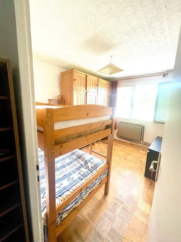 Chambre 3 vue 3, Propriété Charmont Grand Est